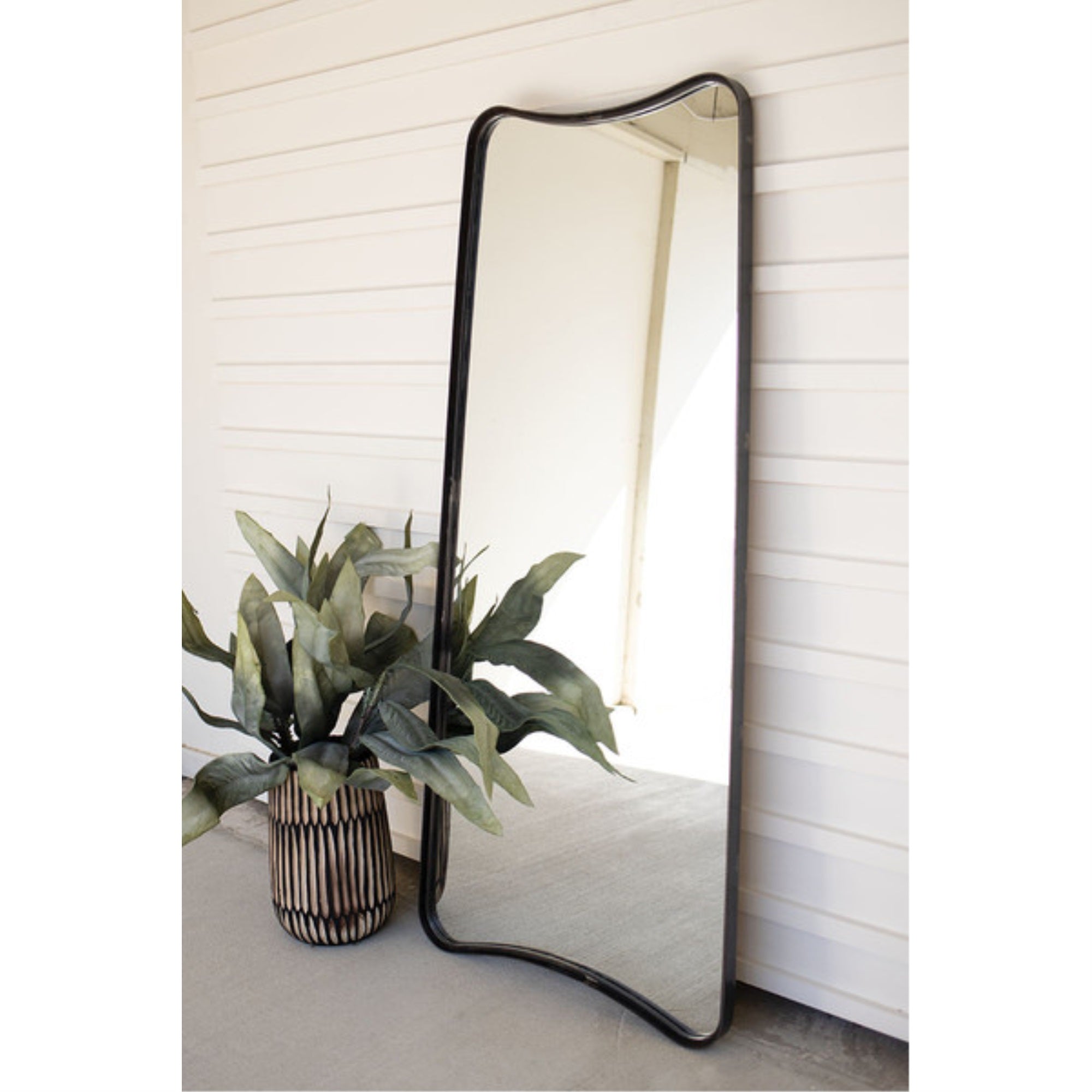 Organic Leaning Mirror