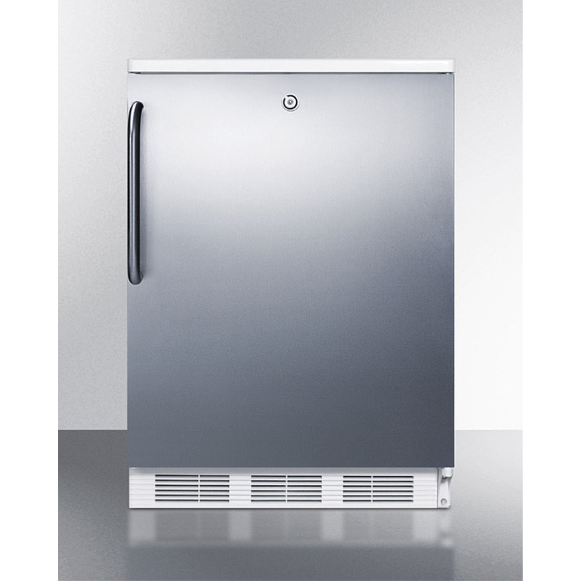 Freestanding Refrigerator-Freezer For General Purpose Use, With Lock, Dual Evaporator Cooling, Cycle Defrost, Ss Door, Towel Bar